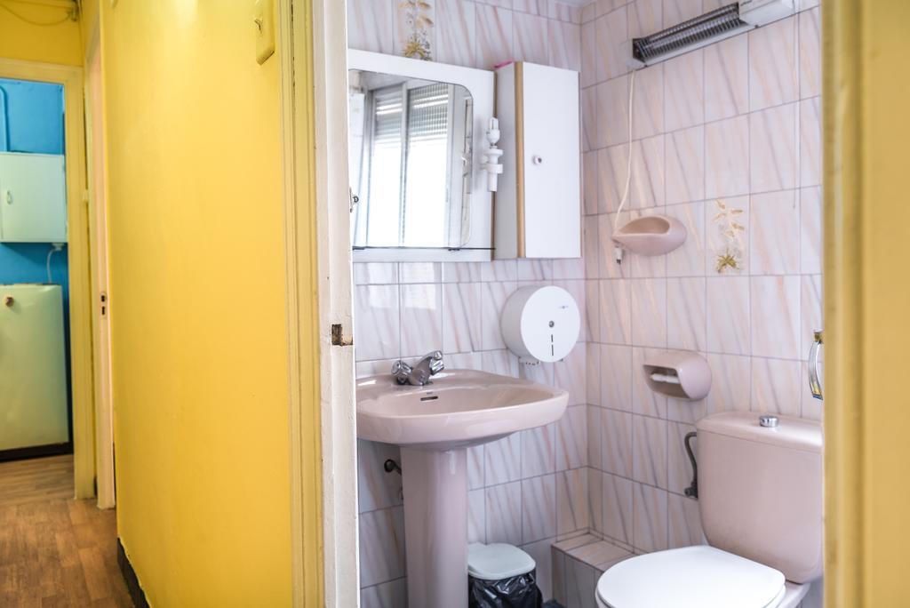 Hostel Turistic Castell バルセロナ エクステリア 写真