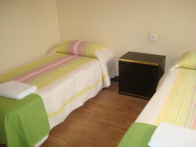 Hostel Turistic Castell バルセロナ エクステリア 写真
